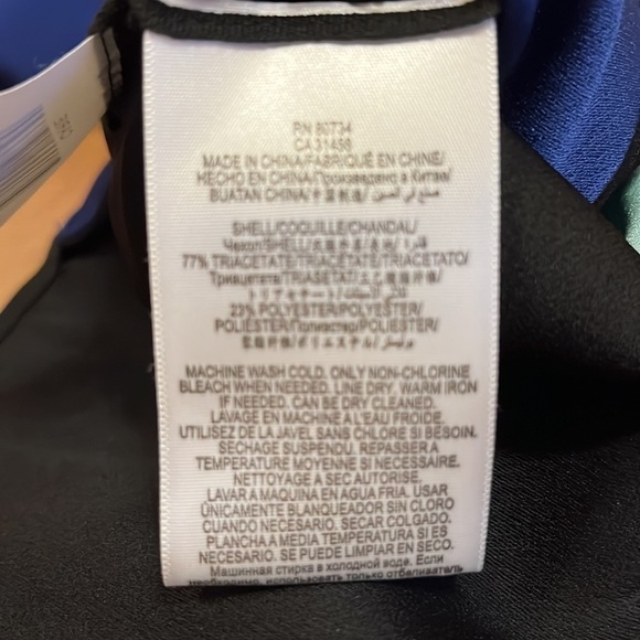 BCBG MaxAzria “Carrie” Black, Blue and Green Designer Blouse Women's Size  XS - Picture 9 of 9